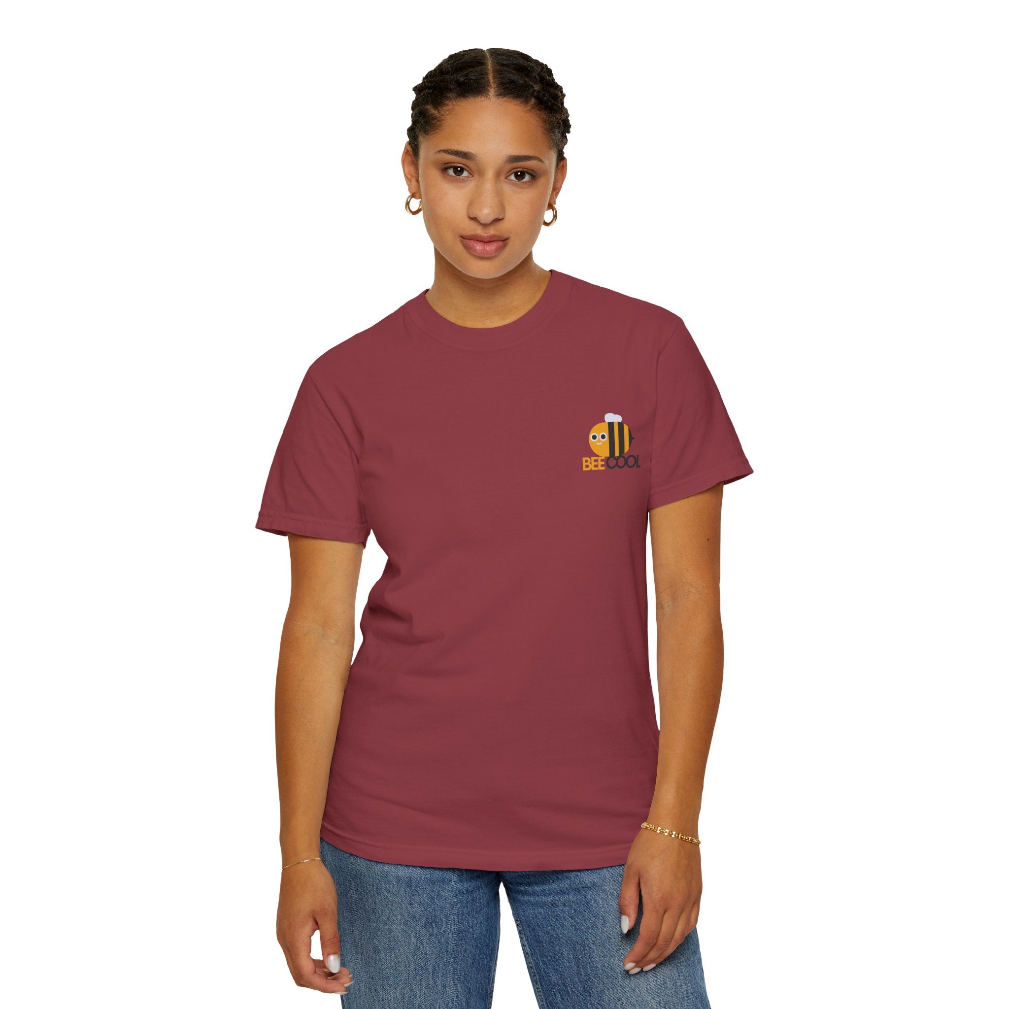 Leafen Bee Cool Unisex Garment-Dyed T-shirt, Casual Wear, Summer Vibe, Gift for Friends, Relaxed Everyday Style